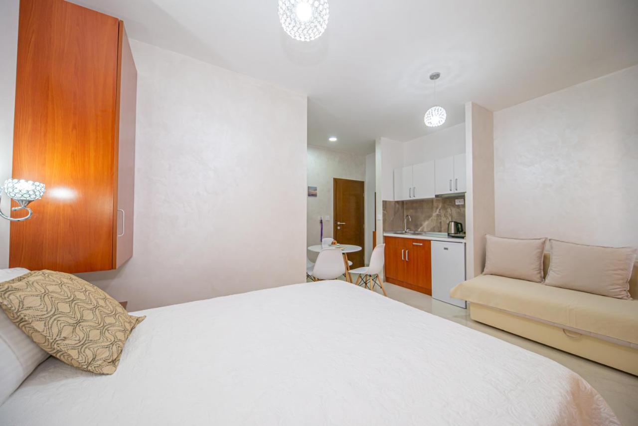 Kristal Apartmani Čanj 外观 照片