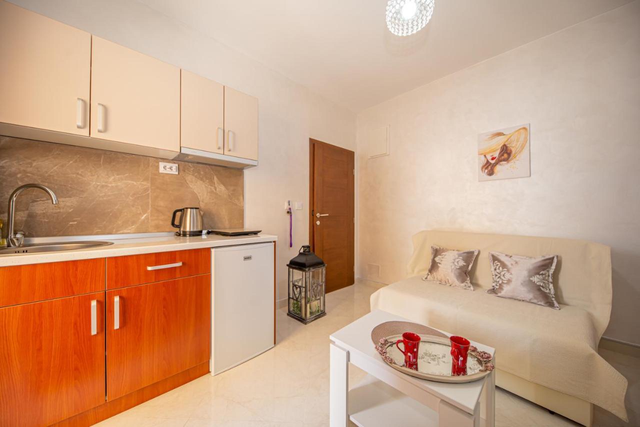Kristal Apartmani Čanj 外观 照片