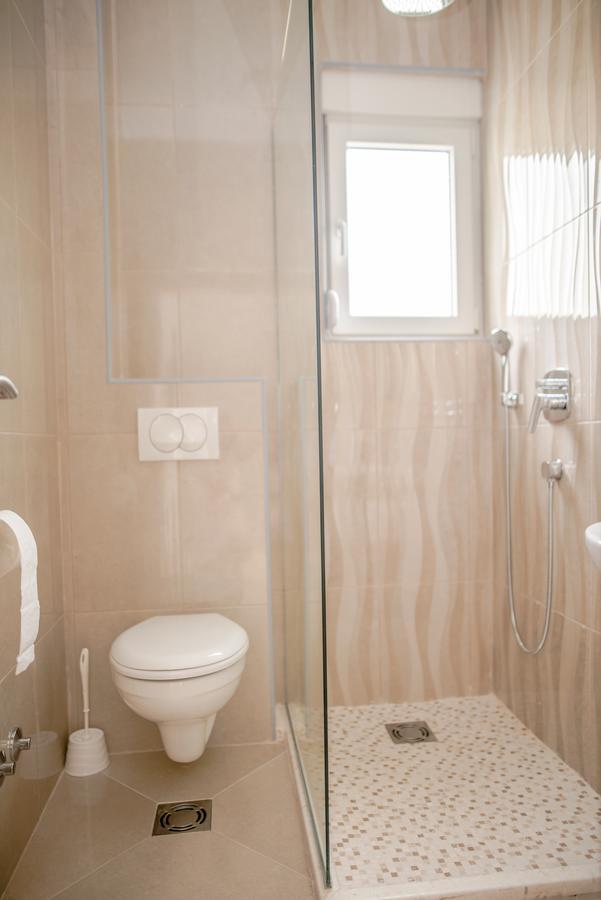 Kristal Apartmani Čanj 外观 照片