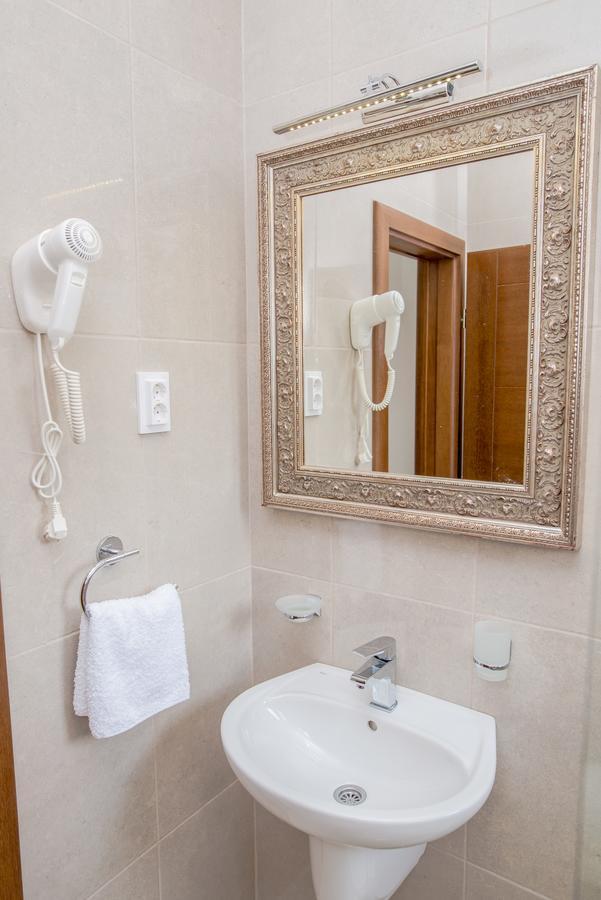Kristal Apartmani Čanj 外观 照片