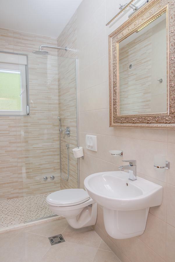 Kristal Apartmani Čanj 外观 照片