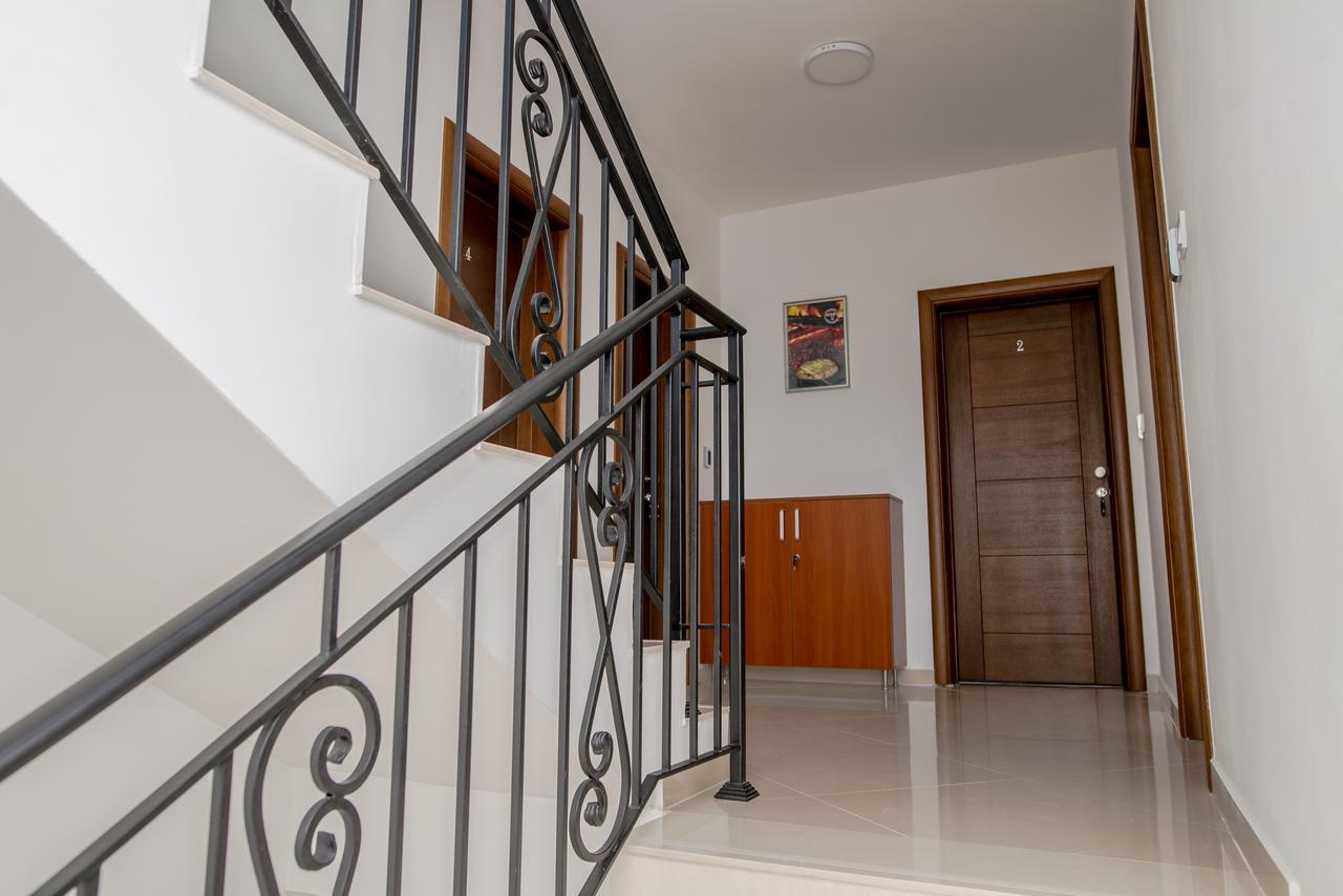 Kristal Apartmani Čanj 外观 照片
