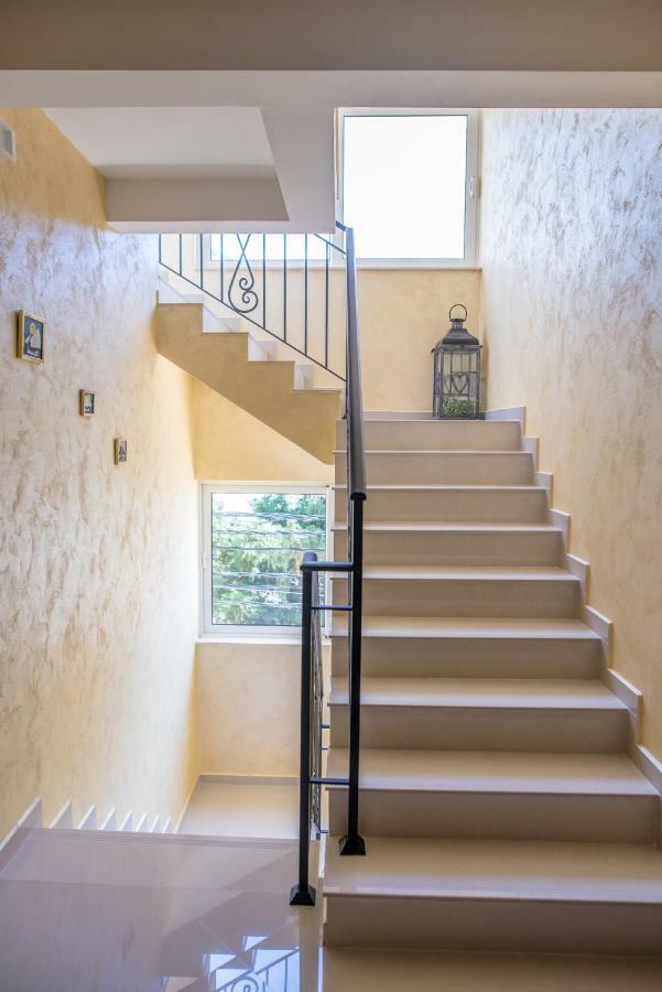 Kristal Apartmani Čanj 外观 照片